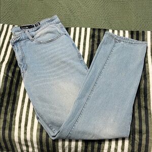 Light blue jeans👖